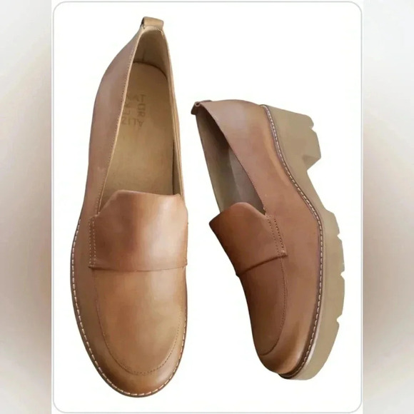 Preppy Naturalizer 12 Lugsole Tan Leather Slip-On Round Toe Casual Loafers - Picture 4 of 8